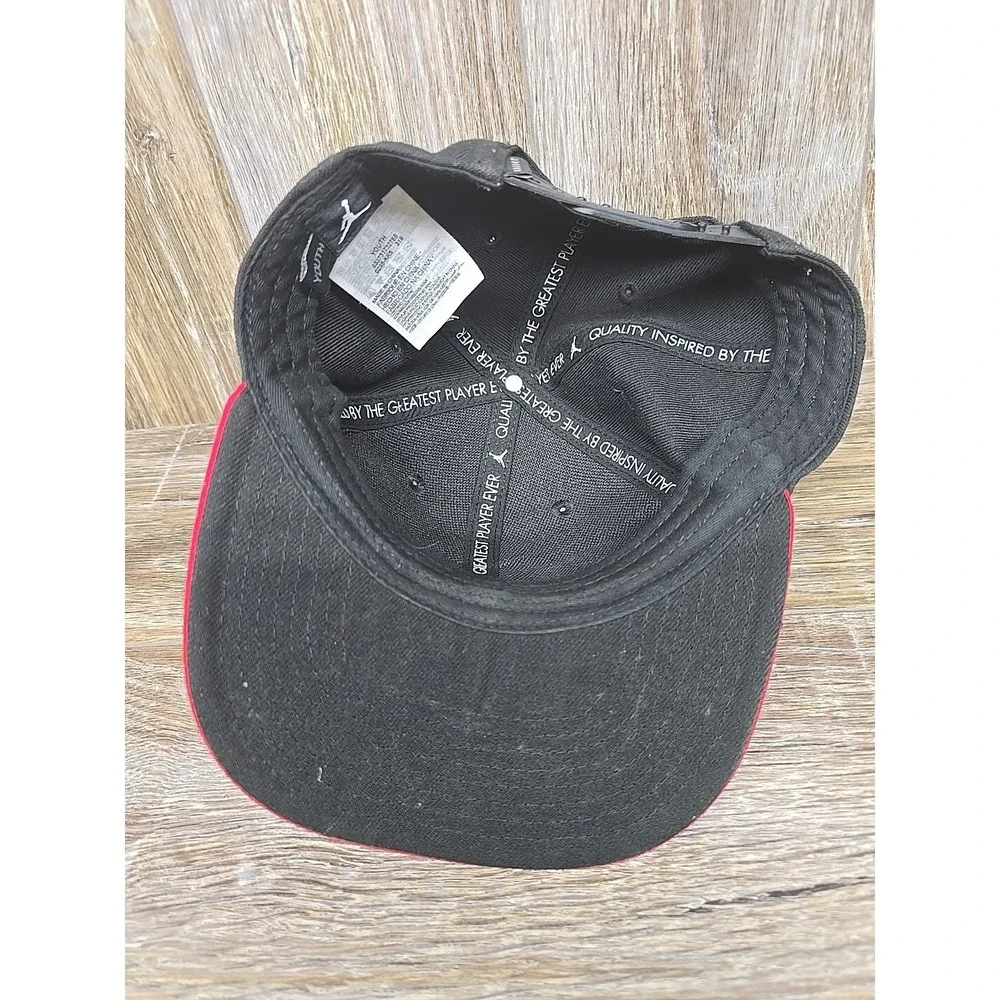 Air Jordan Snapback‎ Hat Classic Jordan Print Youth Size